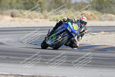 media/Nov-01-2025-CVMA (Sat) [[fc0f7531b8]]/Race 4-500-400-350 Supersport/